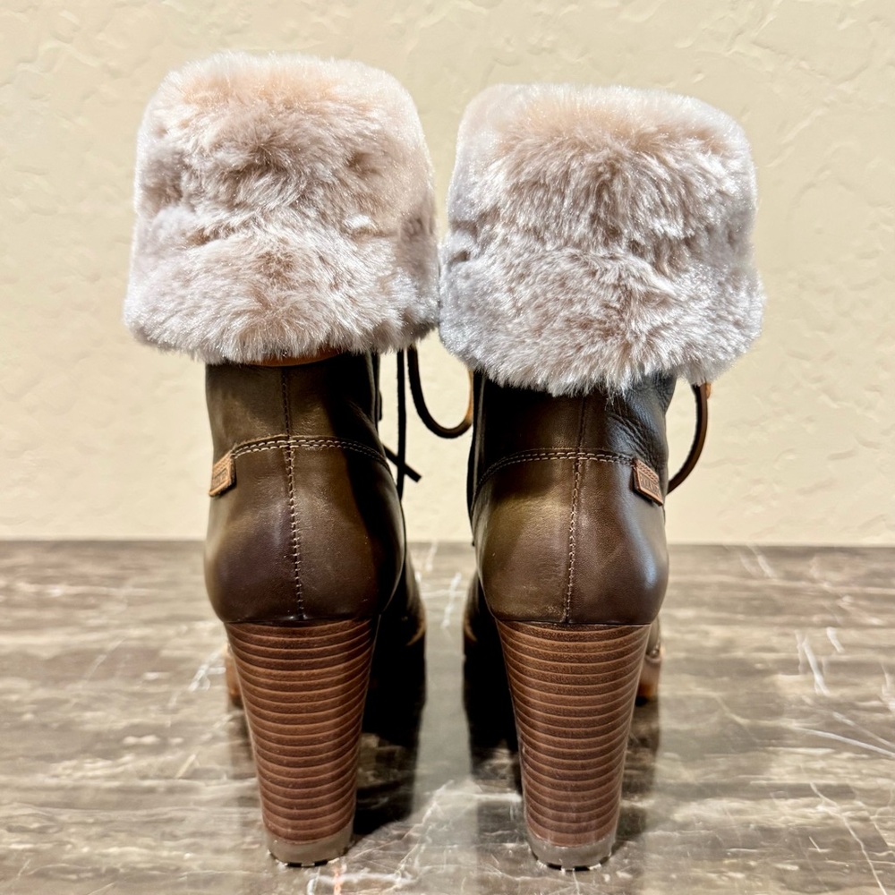 Pikolinos Siena Faux Fur Trimmed Heeled Leather Ankle Boots - Picture 10 of 12
